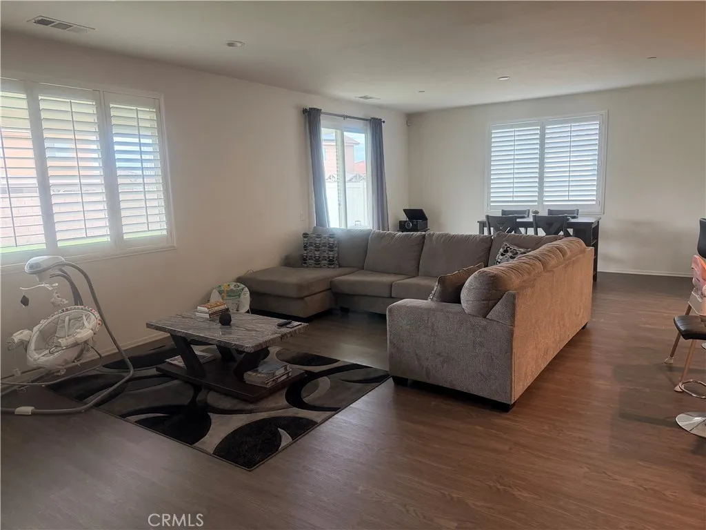 45731 Chama, Lancaster, California 93535 home-pic-5