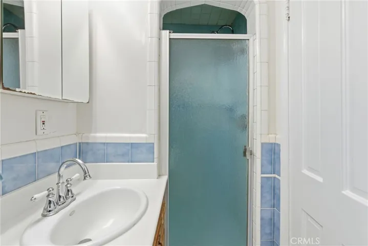 Bathroom #2