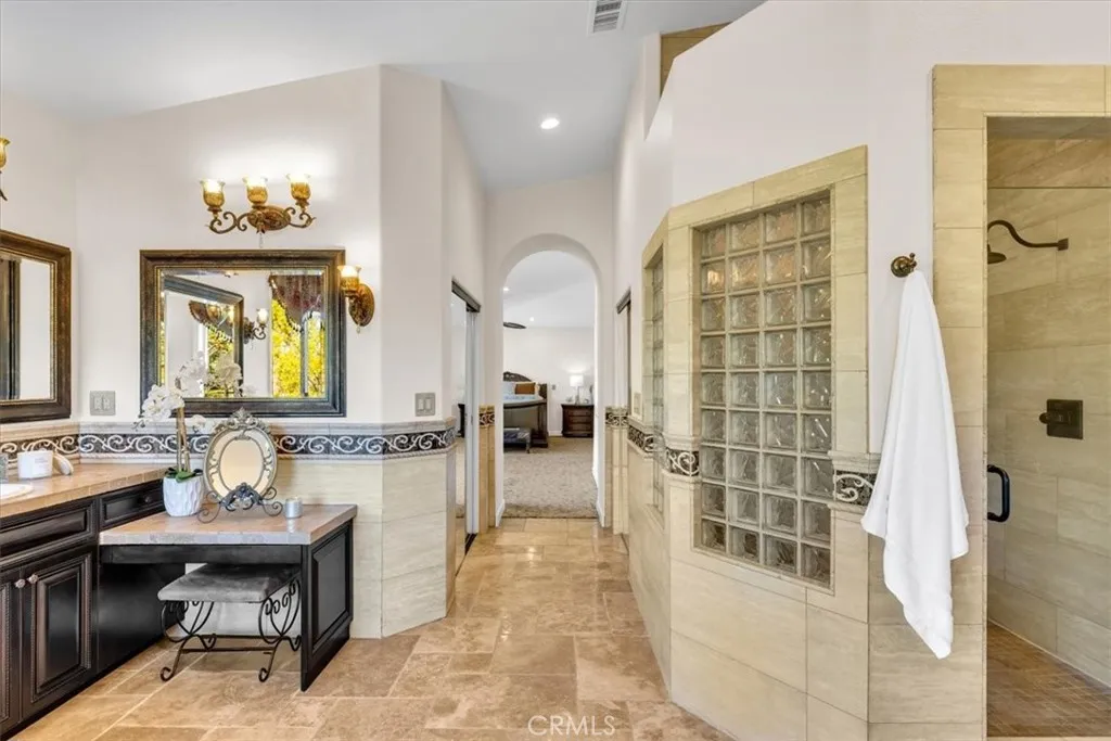 28381 Camino La Ronda, San Juan Capistrano, California 92675 home-pic-15