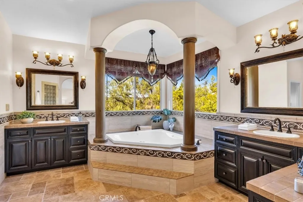 28381 Camino La Ronda, San Juan Capistrano, California 92675 home-pic-17