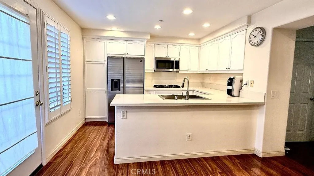 9 Bonsall, Irvine, California 92602 home-pic-15