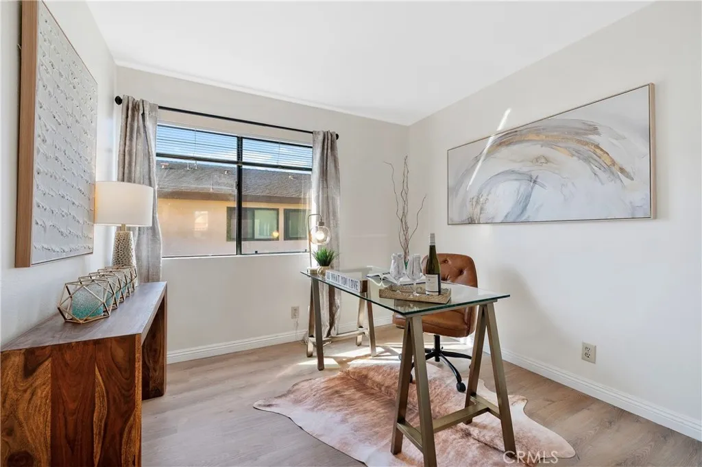 1231 S Golden West Avenue 3, Arcadia, California 91007 home-pic-15
