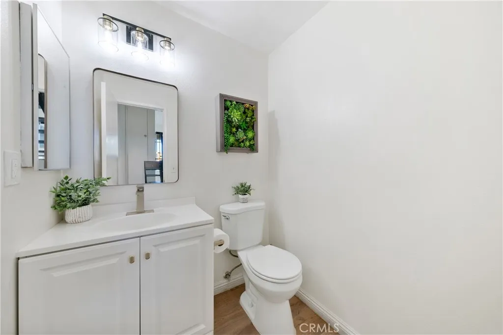 1231 S Golden West Avenue 3, Arcadia, California 91007 home-pic-9
