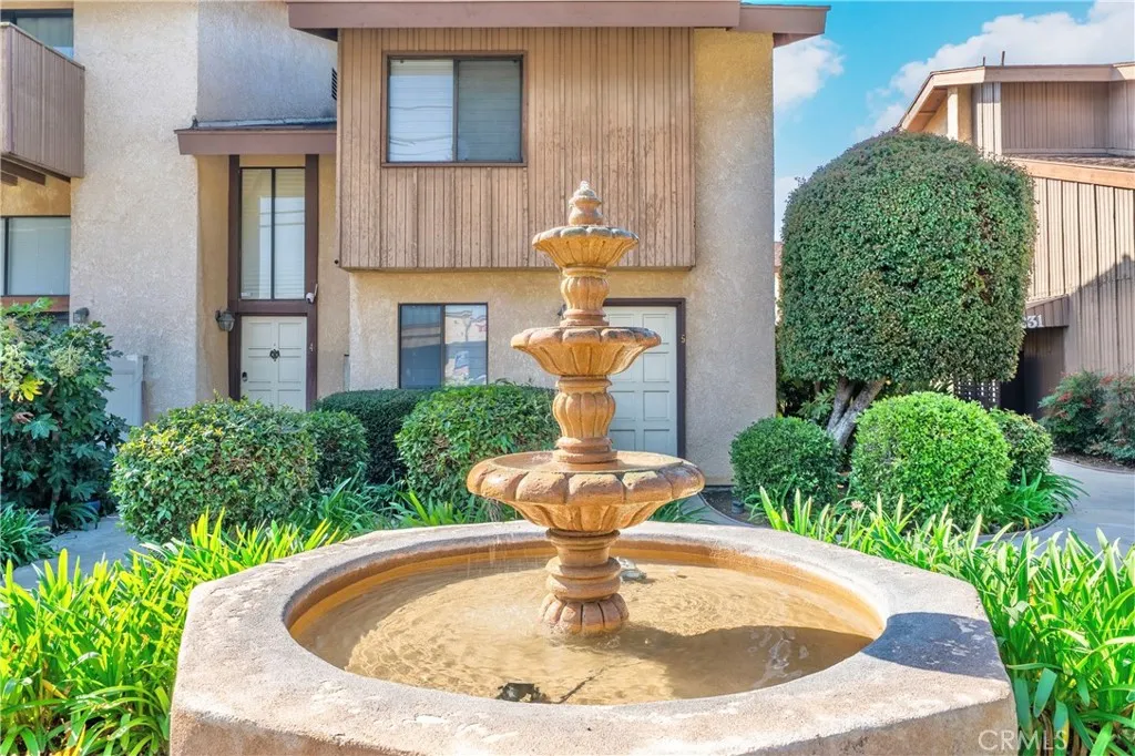 1231 S Golden West Avenue 3, Arcadia, California 91007 home-pic-23