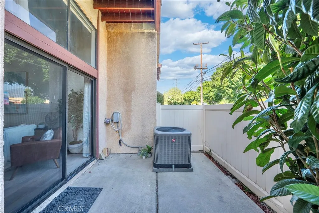 1231 S Golden West Avenue 3, Arcadia, California 91007 home-pic-18