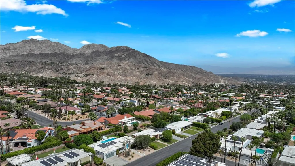 Ariel shot of your gorgeous neighborhood.