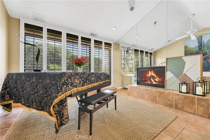 Enjoy entertaining in classic luxury