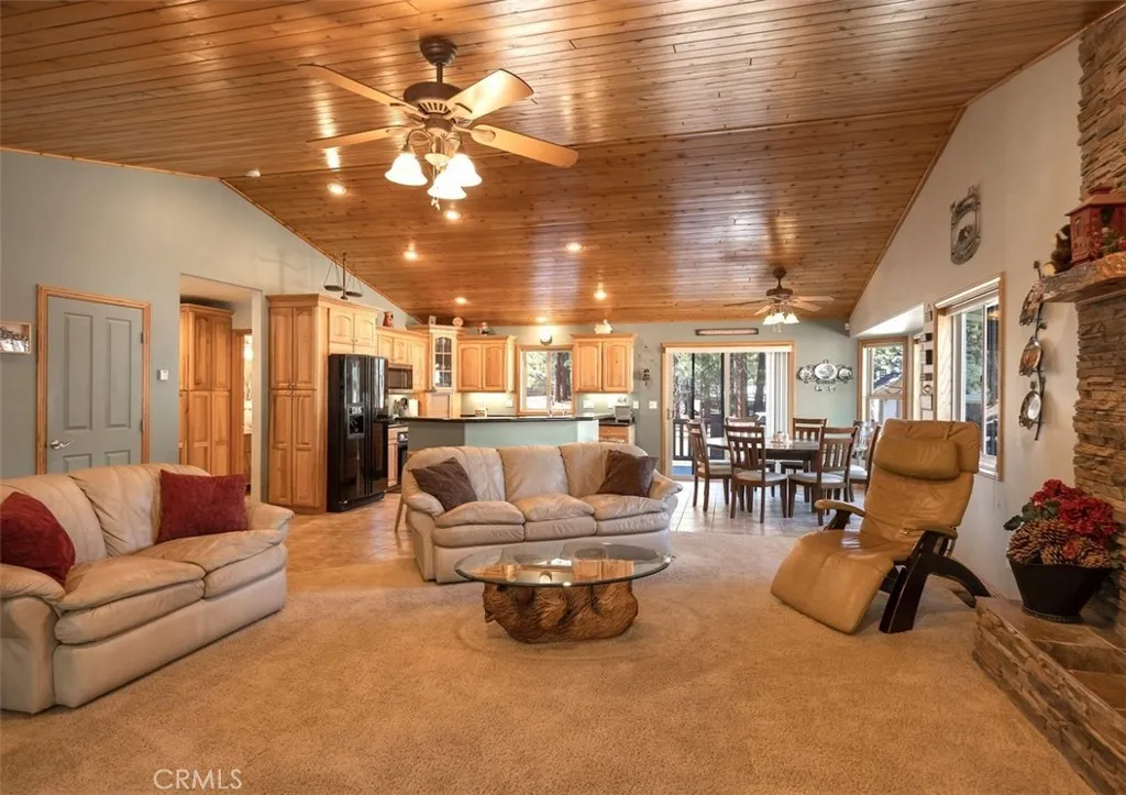 138 Crater Lake, Big Bear Lake, California 92315 home-pic-12