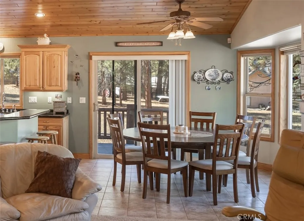 138 Crater Lake, Big Bear Lake, California 92315 home-pic-14