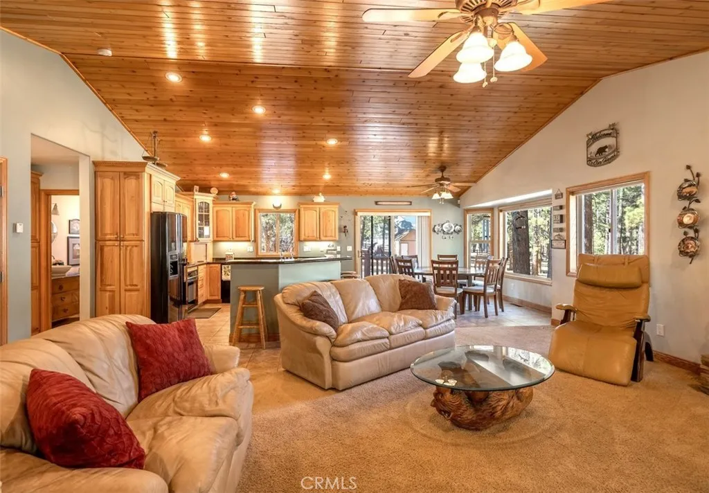 138 Crater Lake, Big Bear Lake, California 92315 home-pic-11