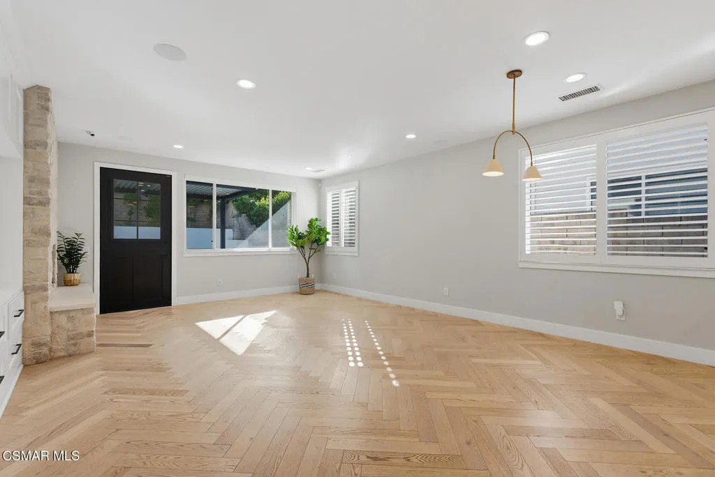 4630 Rio Bravo Court, Moorpark, California 93021 home-pic-13