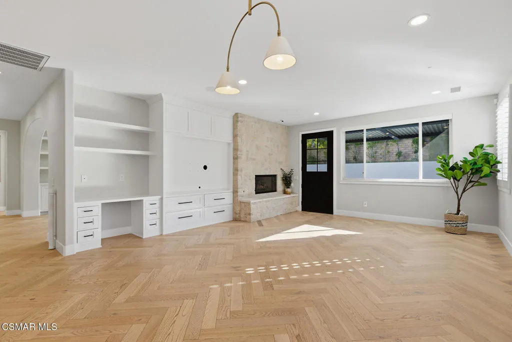 4630 Rio Bravo Court, Moorpark, California 93021 home-pic-12