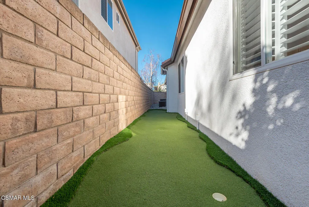 4630 Rio Bravo Court, Moorpark, California 93021 home-pic-40