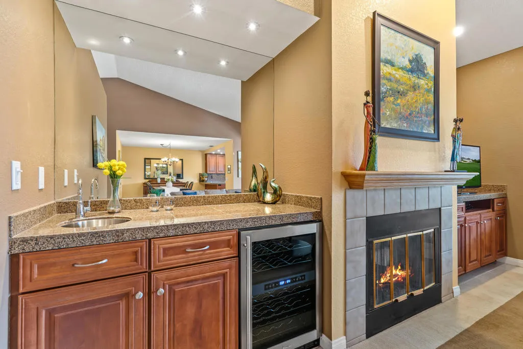 42110 Sand Dune Drive, Palm Desert, California 92211 home-pic-9