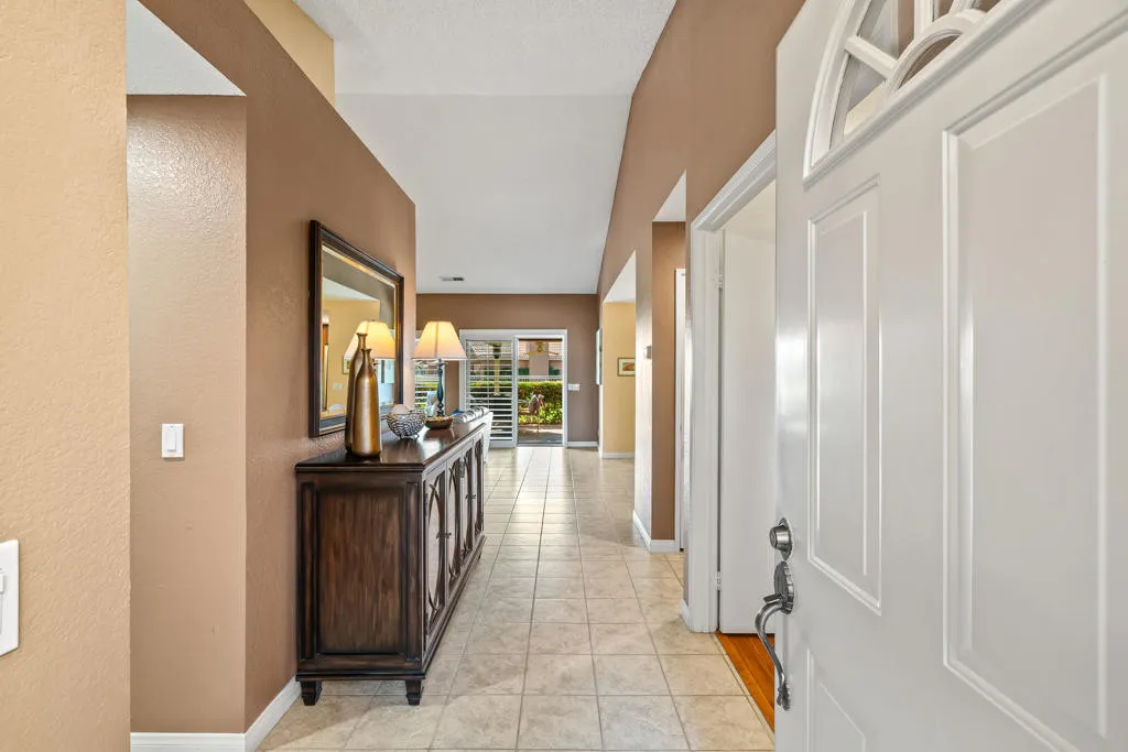 42110 Sand Dune Drive, Palm Desert, California 92211 home-pic-3