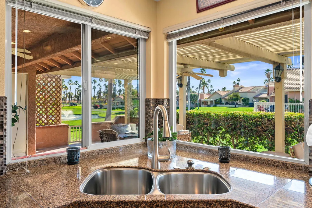 42110 Sand Dune Drive, Palm Desert, California 92211 home-pic-18