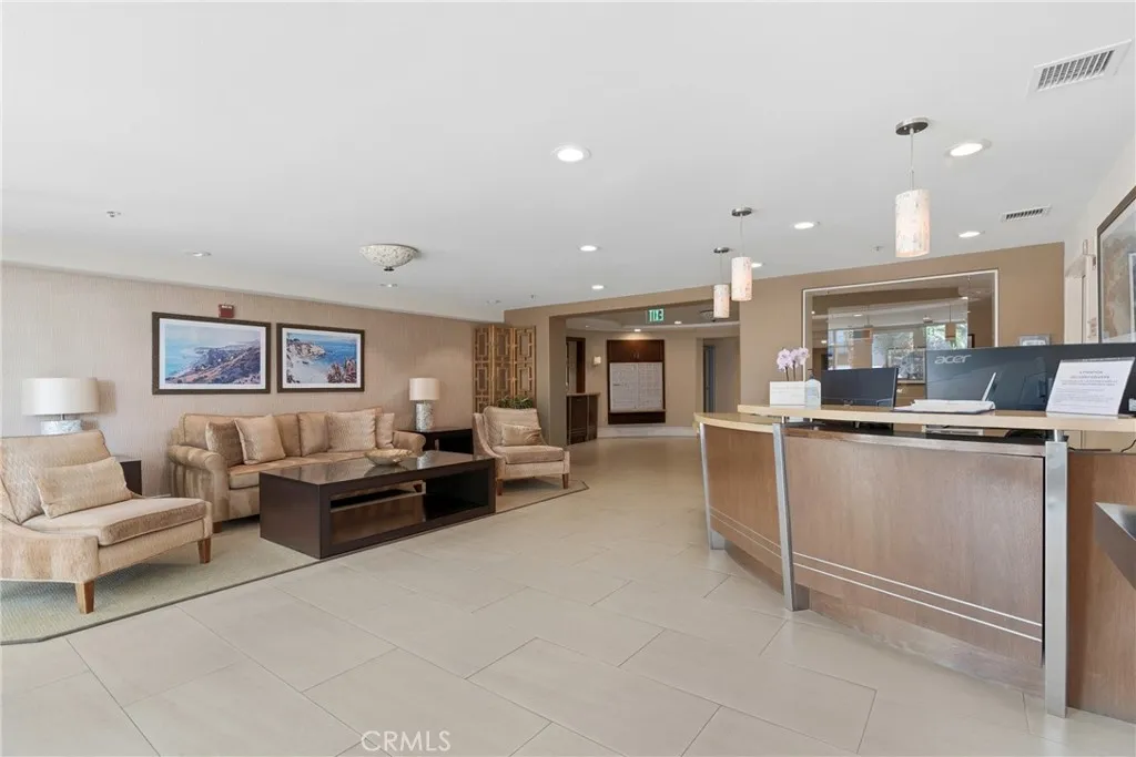 1400 E Ocean Boulevard E 2403, Long Beach, California 90802 home-pic-3
