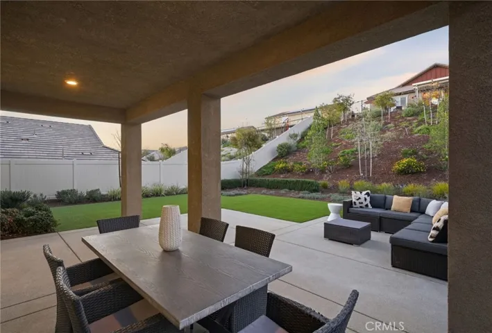 41524 Red Car Drive, Lake Elsinore, California 92532