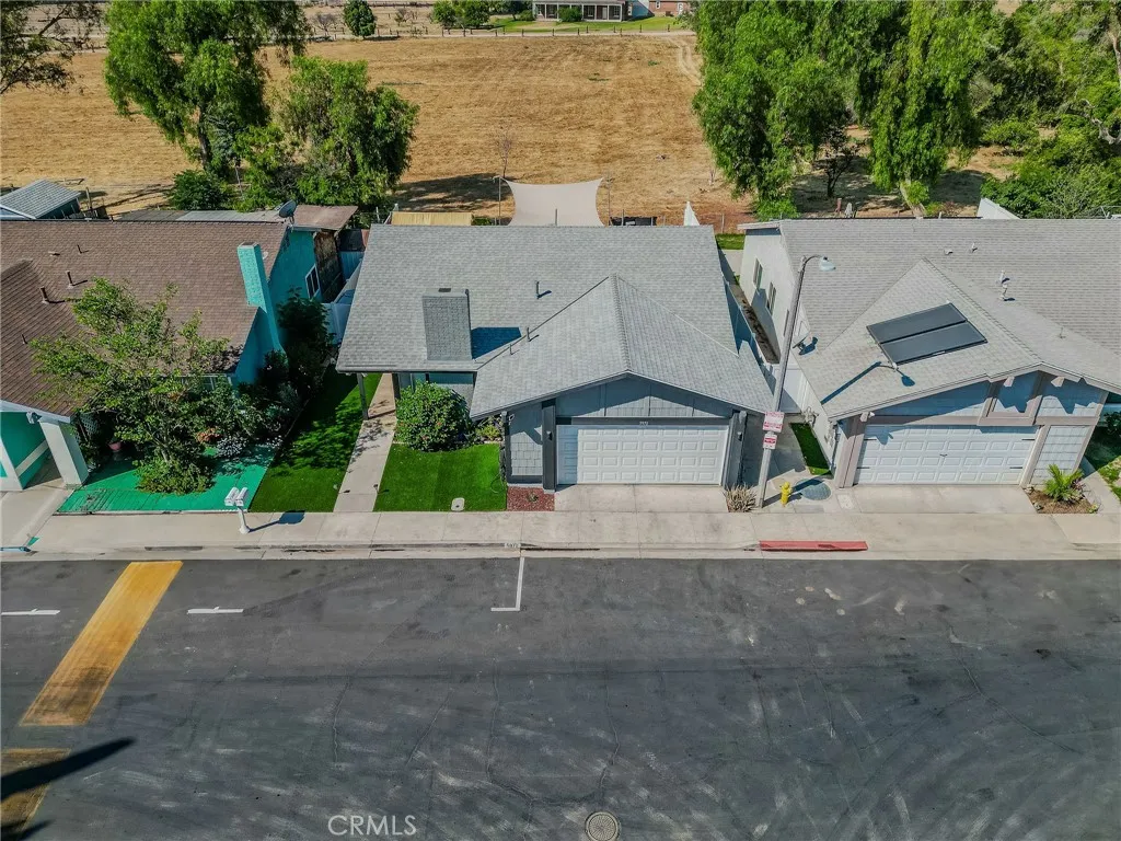 5970 Sky Meadow, Jurupa Valley, California 92509 home-pic-4