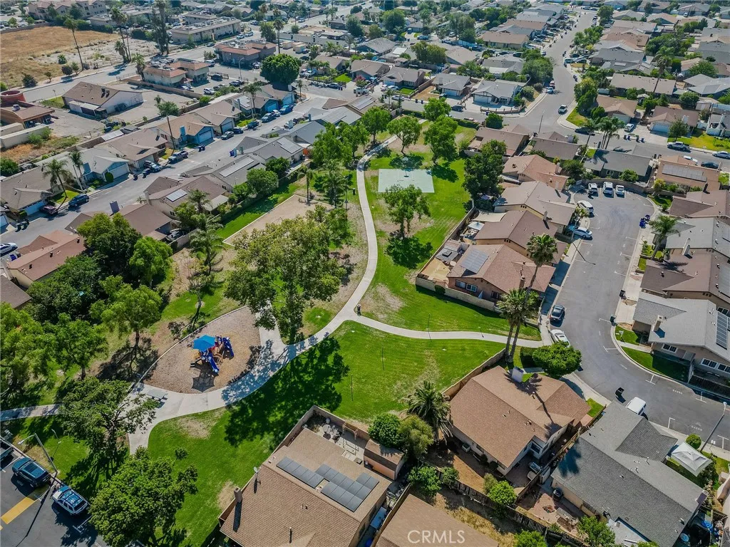 5970 Sky Meadow, Jurupa Valley, California 92509 home-pic-3