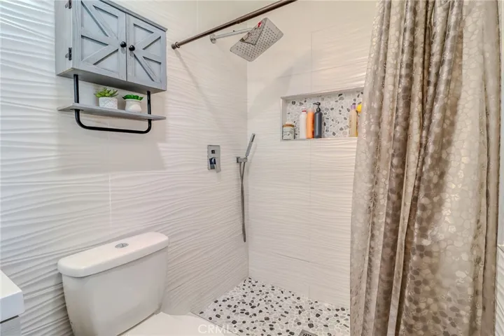 5970 Sky Meadow, Jurupa Valley, California 92509