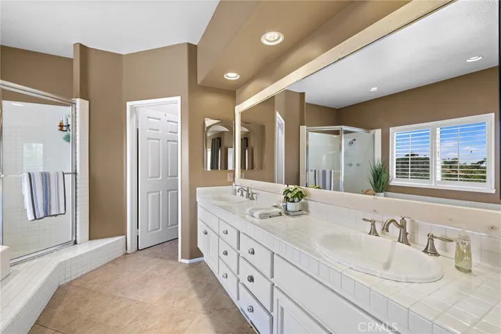 6 Avenida La Promesa, Coto De Caza, California 92679