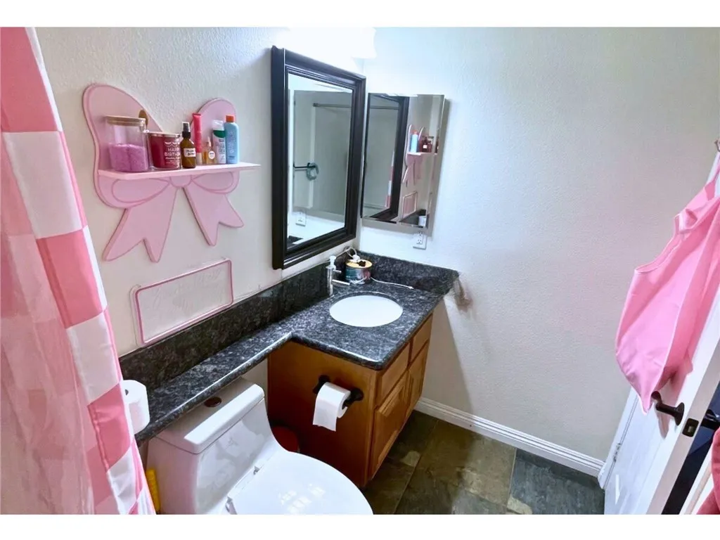 4484 Brisbane Way 3, Oceanside, California 92058 home-pic-32