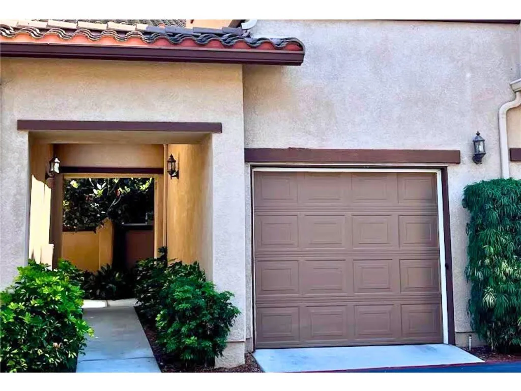 4484 Brisbane Way 3, Oceanside, California 92058 home-pic-2