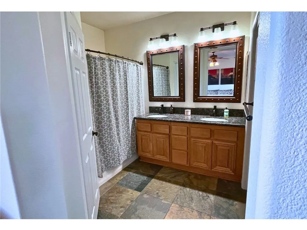4484 Brisbane Way 3, Oceanside, California 92058 home-pic-23