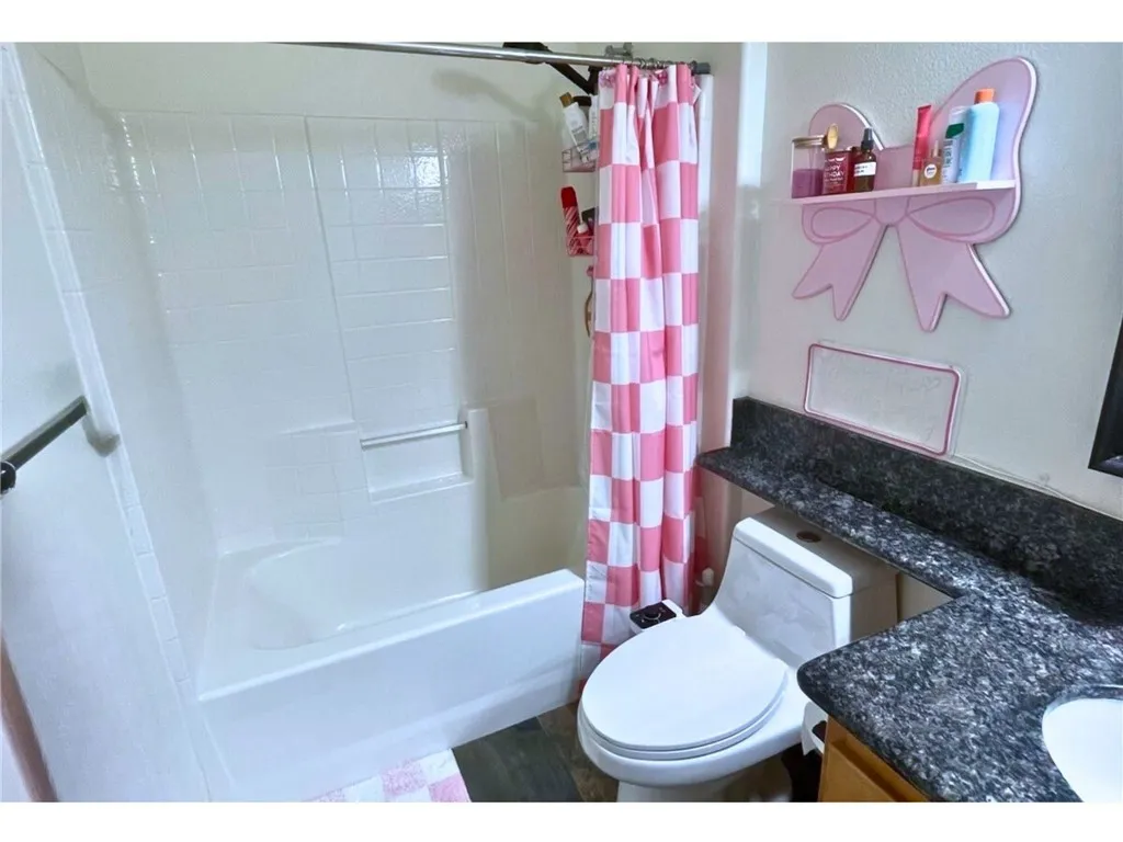 4484 Brisbane Way 3, Oceanside, California 92058 home-pic-33
