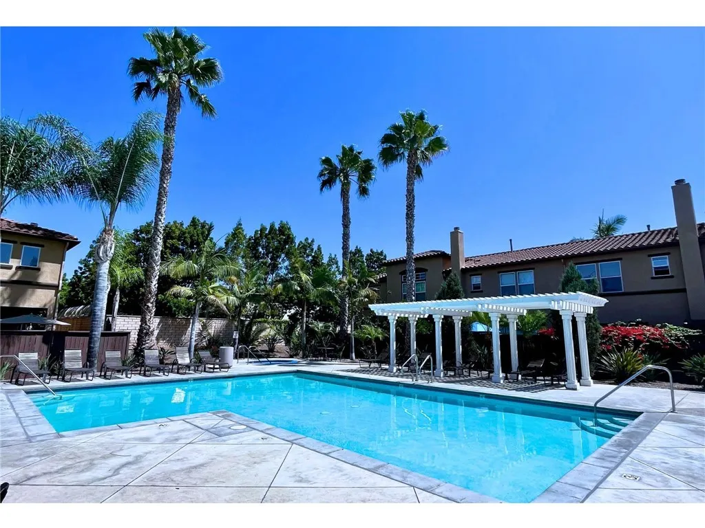 4484 Brisbane Way 3, Oceanside, California 92058 home-pic-40