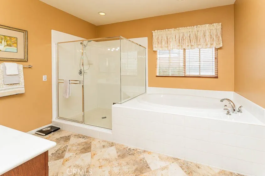 39236 Shree Road, Temecula, California 92591 home-pic-24