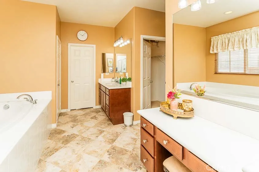 39236 Shree Road, Temecula, California 92591 home-pic-23