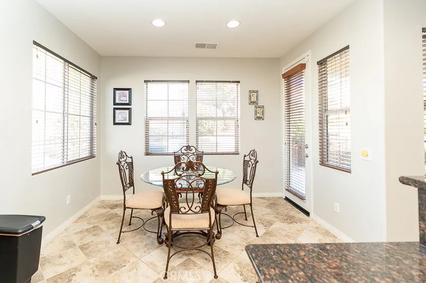 39236 Shree Road, Temecula, California 92591 home-pic-12