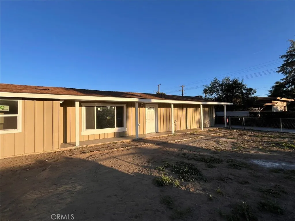 675 S Santa Fe Avenue, San Jacinto, California 92583 home-pic-1