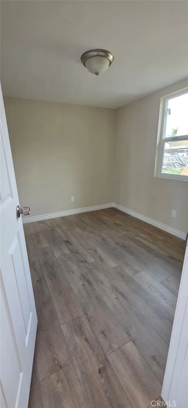 675 S Santa Fe Avenue, San Jacinto, California 92583 home-pic-19