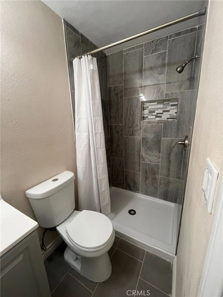 675 S Santa Fe Avenue, San Jacinto, California 92583 home-pic-20