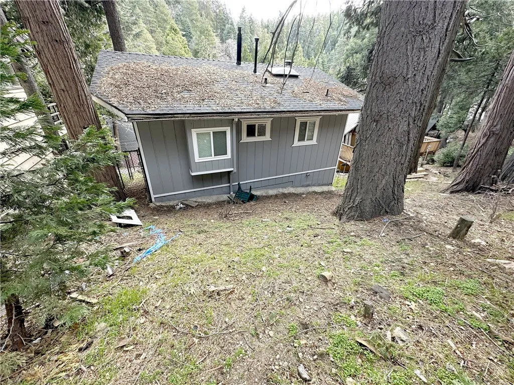 726 Golden, Lake Arrowhead, California 92352 home-pic-49