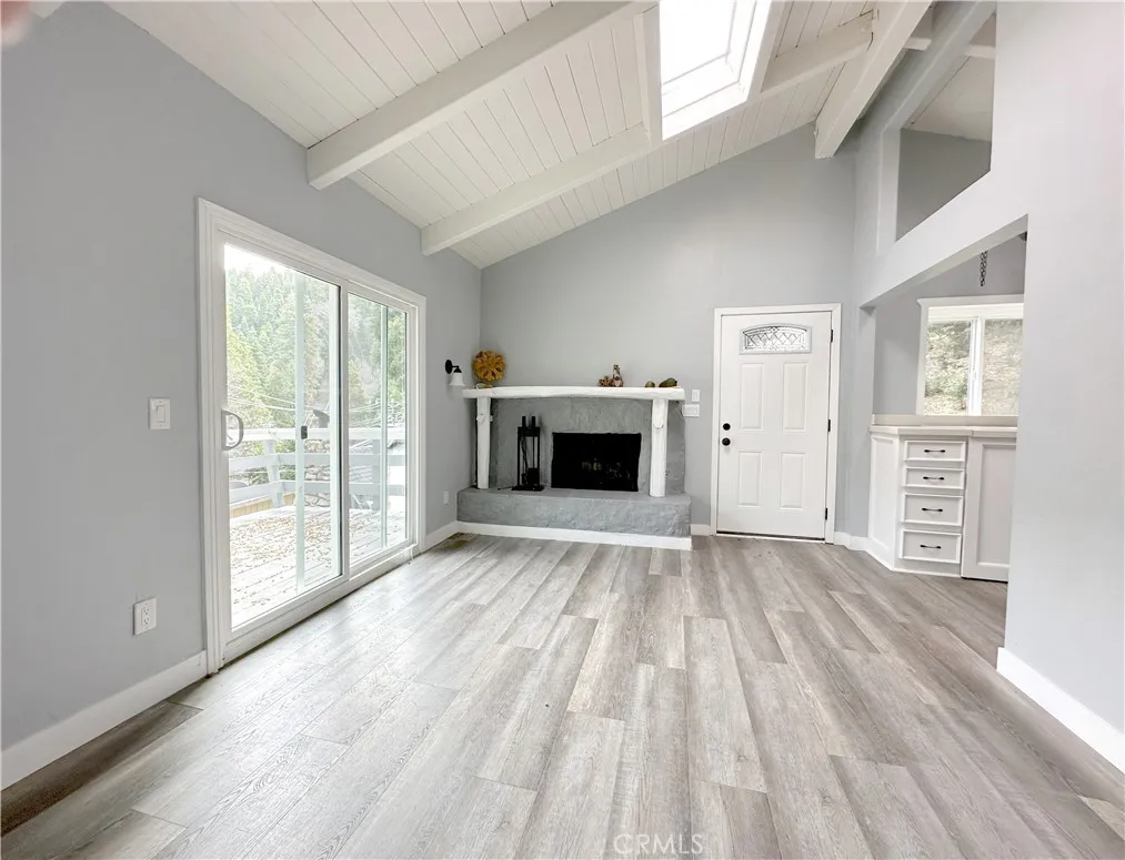 726 Golden, Lake Arrowhead, California 92352 home-pic-2