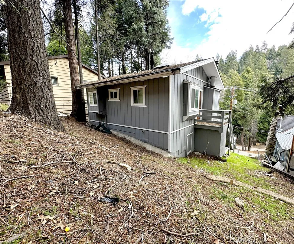 726 Golden, Lake Arrowhead, California 92352 home-pic-48