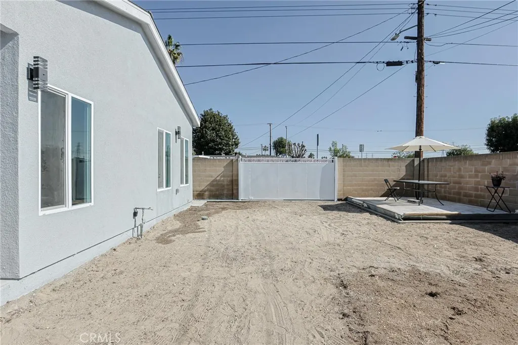 7586 El Prado, Buena Park, California 90620 home-pic-34