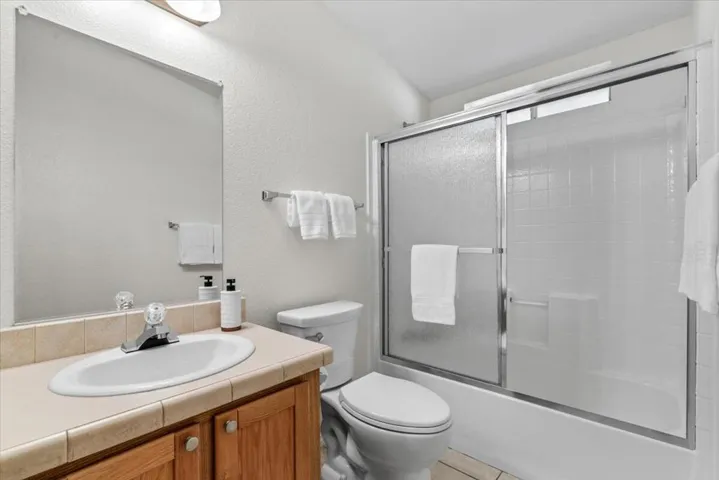 18-73204 Cold Springs Way-15