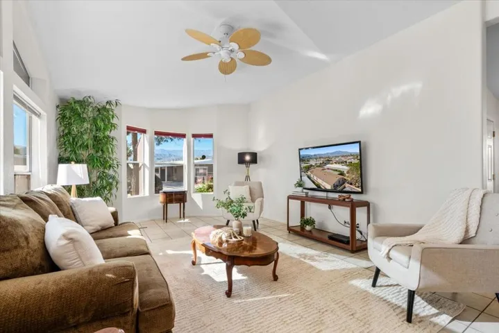 05-73204 Cold Springs Way-18