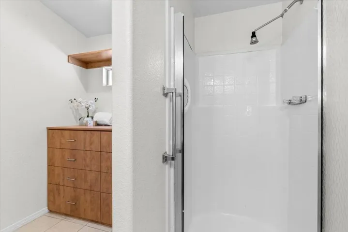 16-73204 Cold Springs Way-9