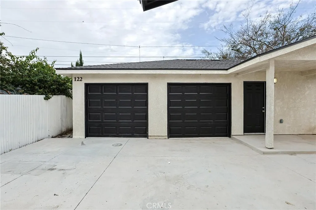 122 N Bewley Street, Santa Ana, California 92703 home-pic-45