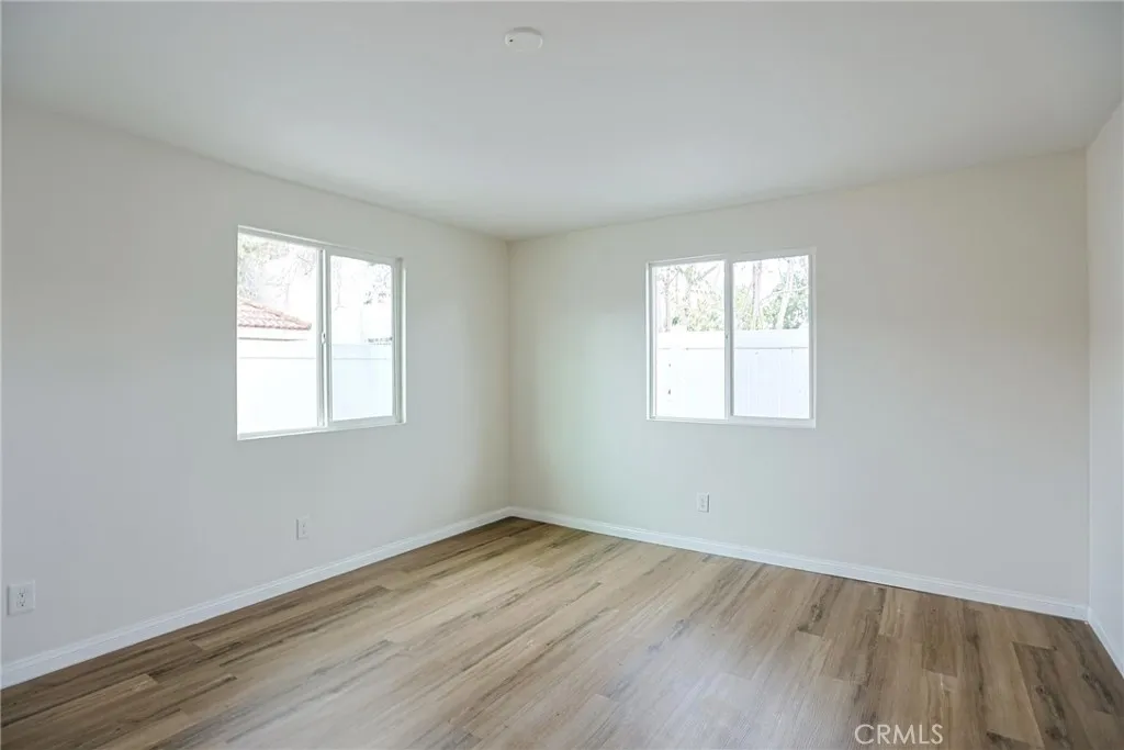 122 N Bewley Street, Santa Ana, California 92703 home-pic-54