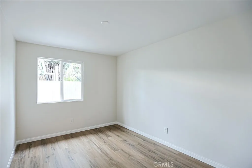 122 N Bewley Street, Santa Ana, California 92703 home-pic-58