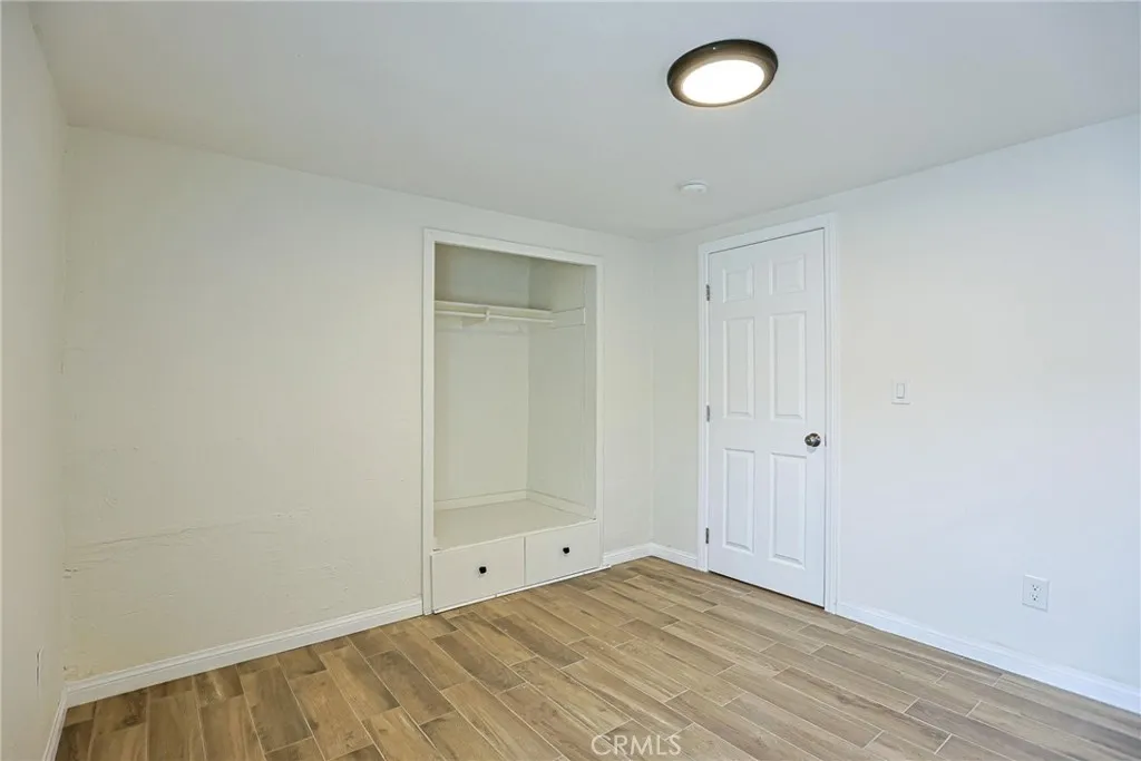 122 N Bewley Street, Santa Ana, California 92703 home-pic-37