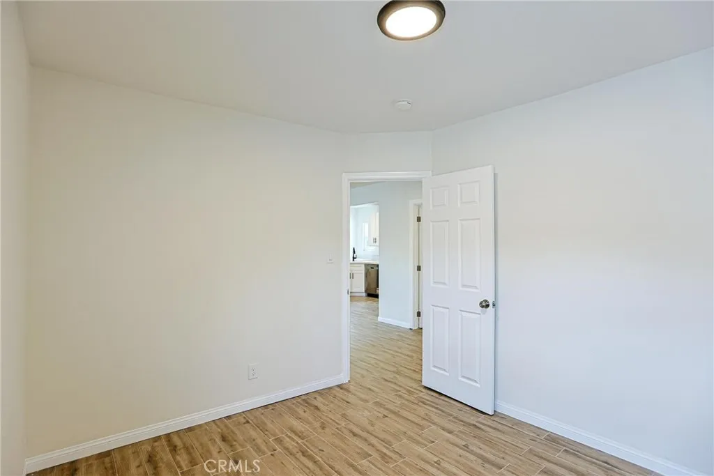 122 N Bewley Street, Santa Ana, California 92703 home-pic-23