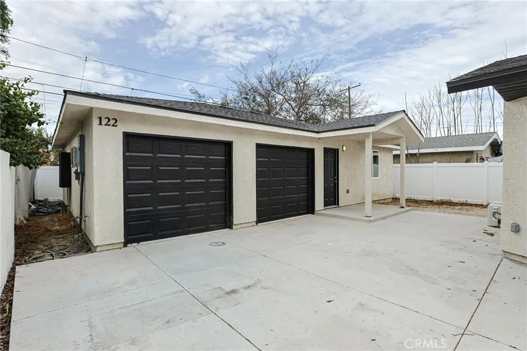 122 N Bewley Street, Santa Ana, California 92703 home-pic-46